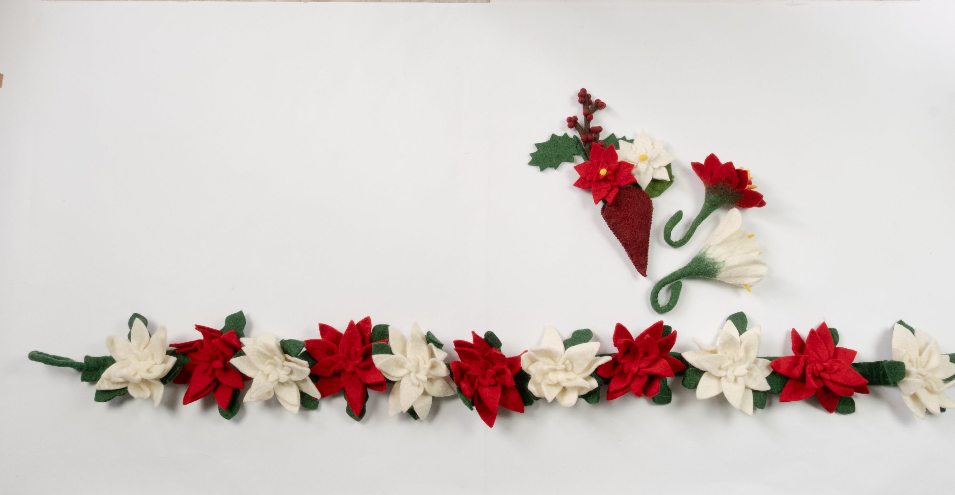 Mini Felt Hanging Bouquets Poinsettia