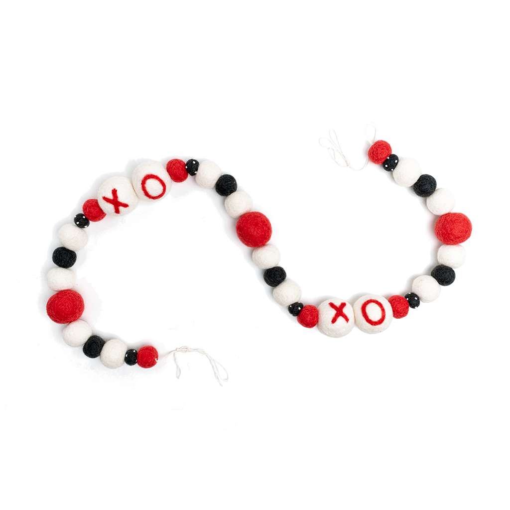 Felt XO Garland