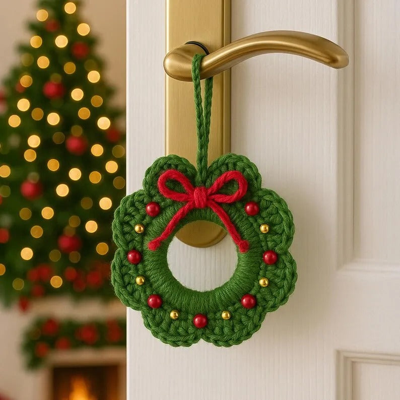 Elegant Knit Wreath Ornament