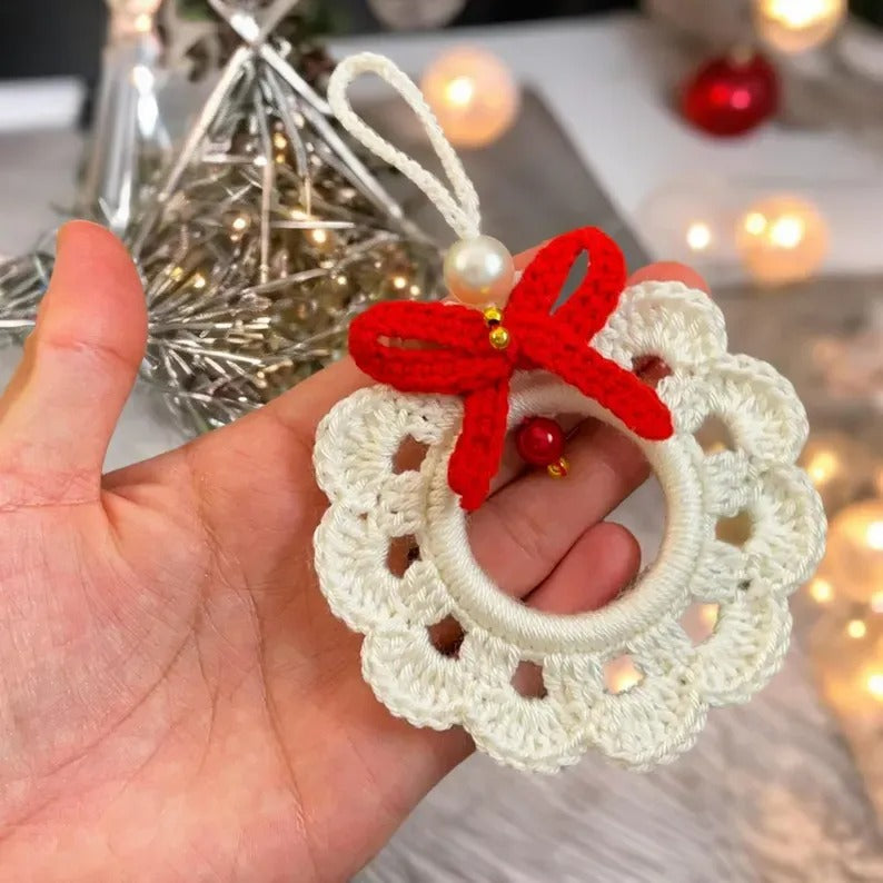 Elegant Knit Wreath Ornament