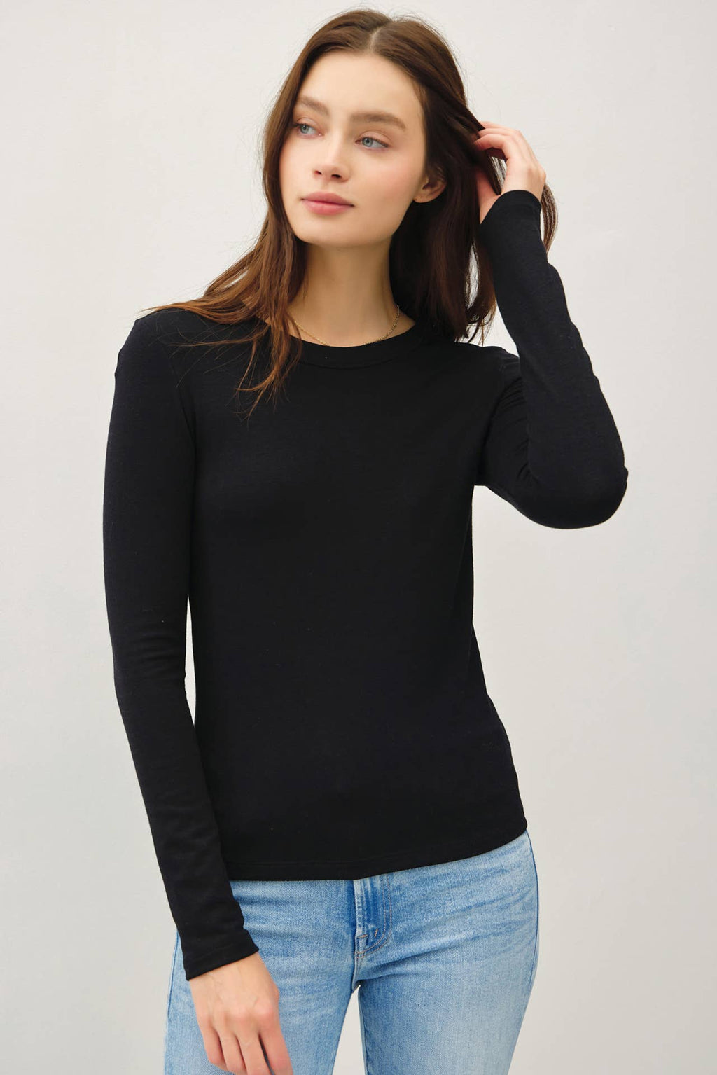 Round Neck Long Sleeve Knit Top