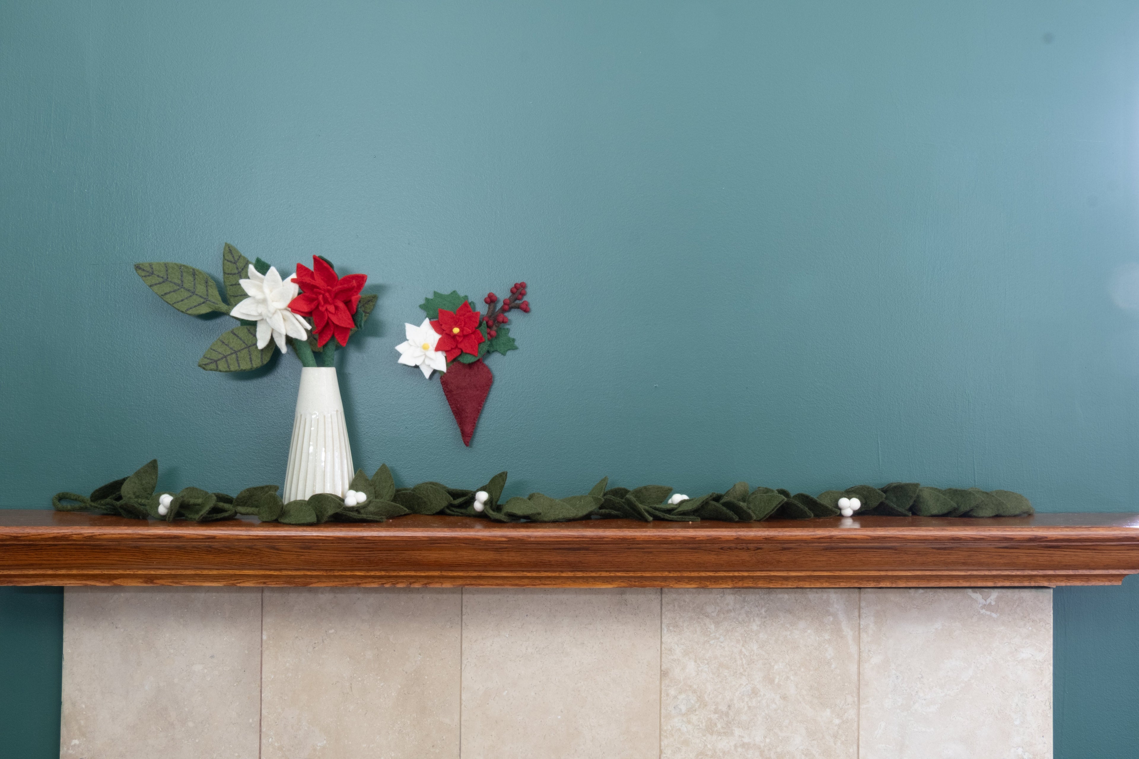 Mini Felt Hanging Bouquets Poinsettia
