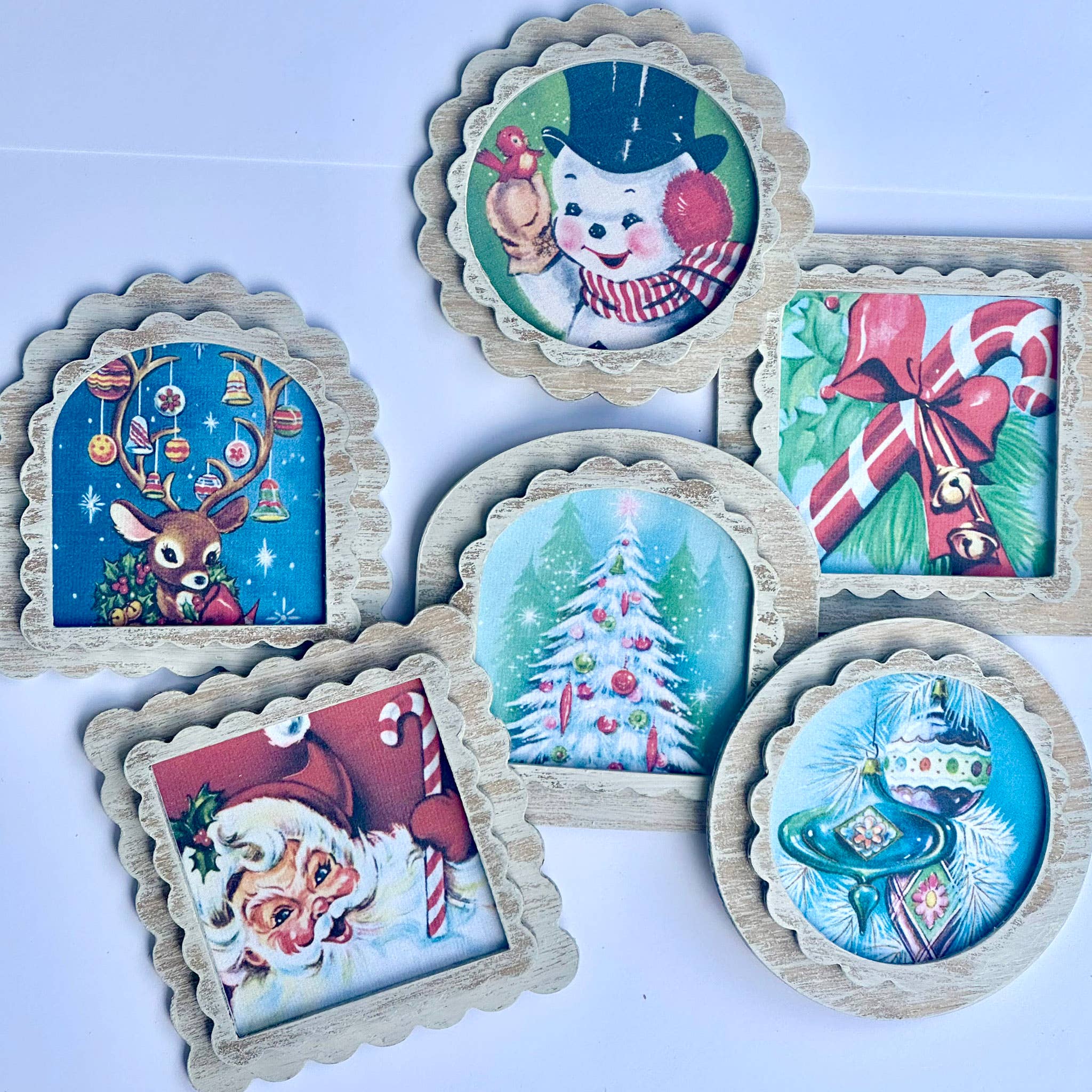 Vintage Style Retro Christmas Magnet