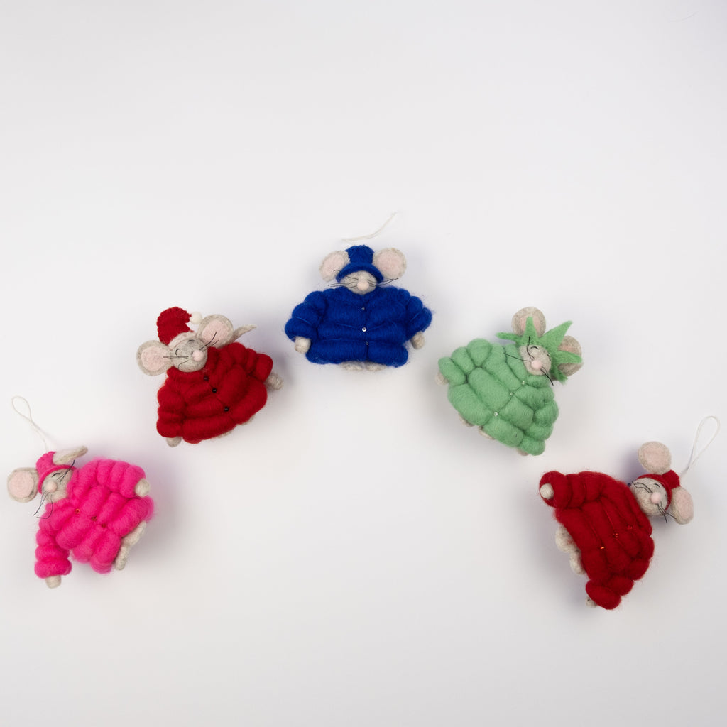 Felt Puffer Coat Statue of Liberty Mouse Ornament