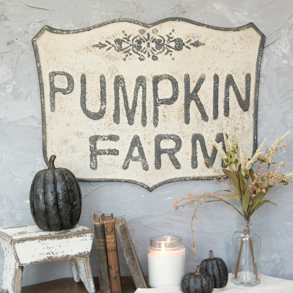 White Pumpkin Farm Crest Sign