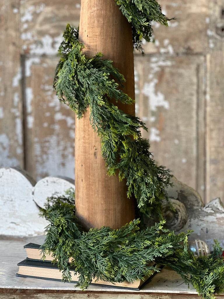 Clifton Hills Cedar Garland