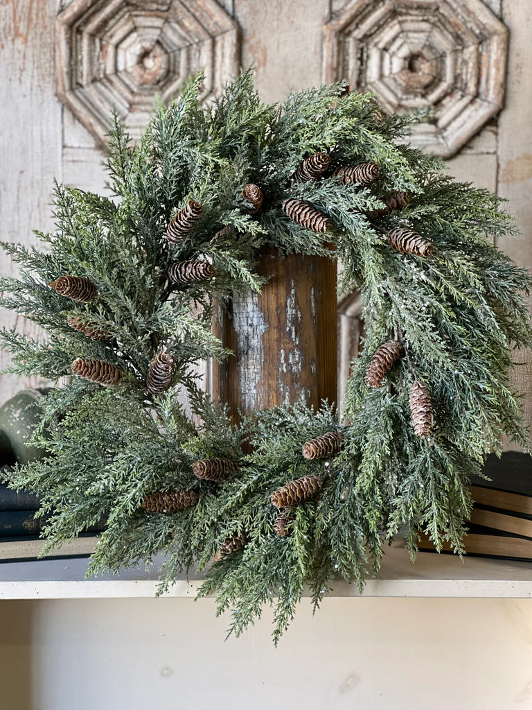 Luminous Cedar Wreath