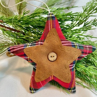 4 Plaid Star with Button