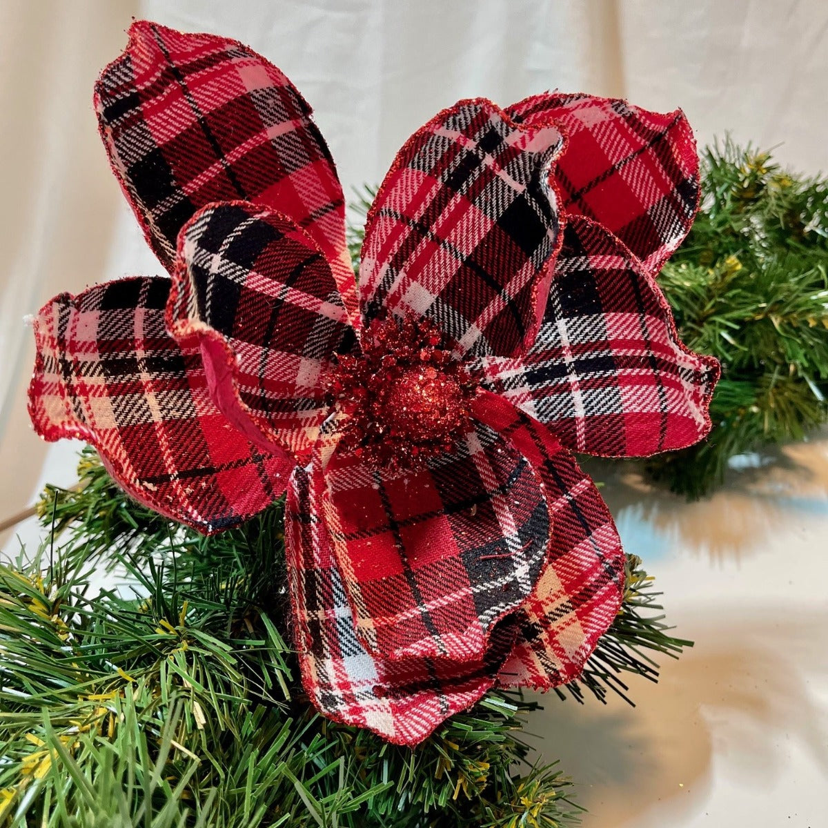 6 Plaid Magnolia Picks