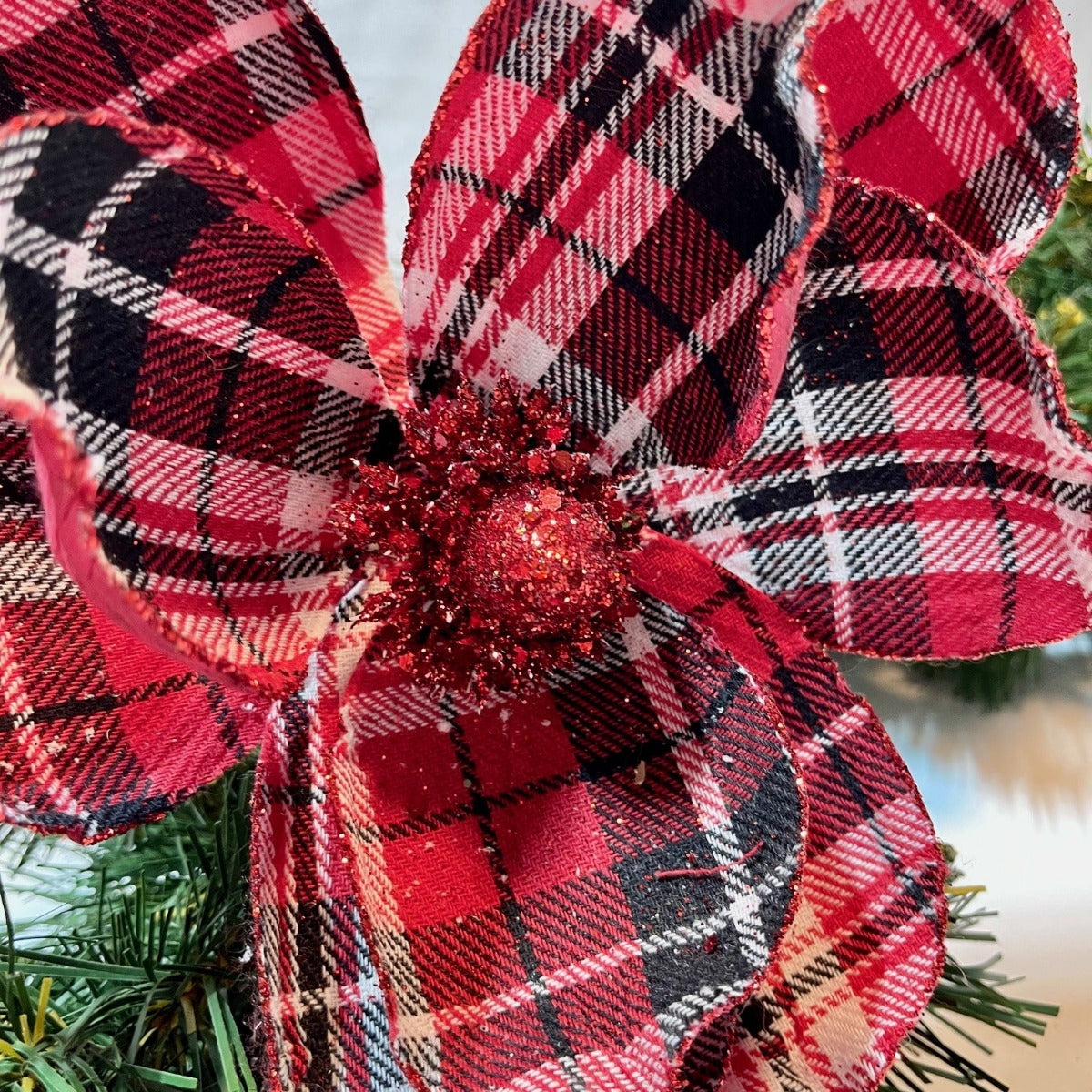 6 Plaid Magnolia Picks