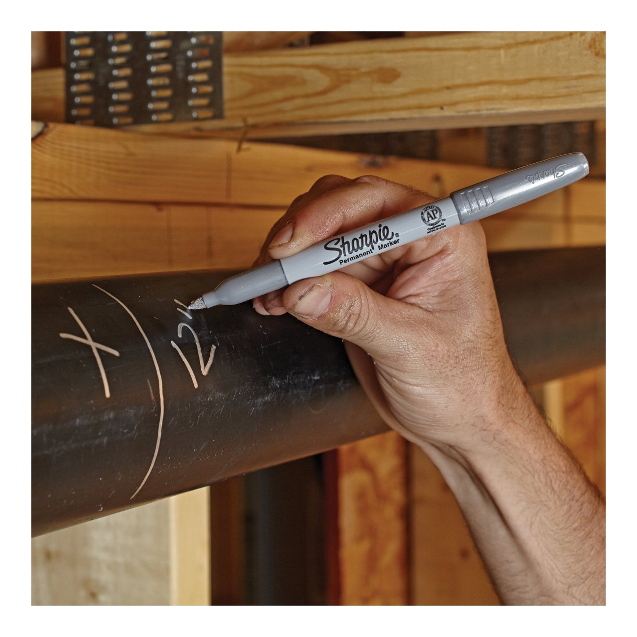 Sharpie 1957351 Silver Metallic Fine Point Permanent Marker