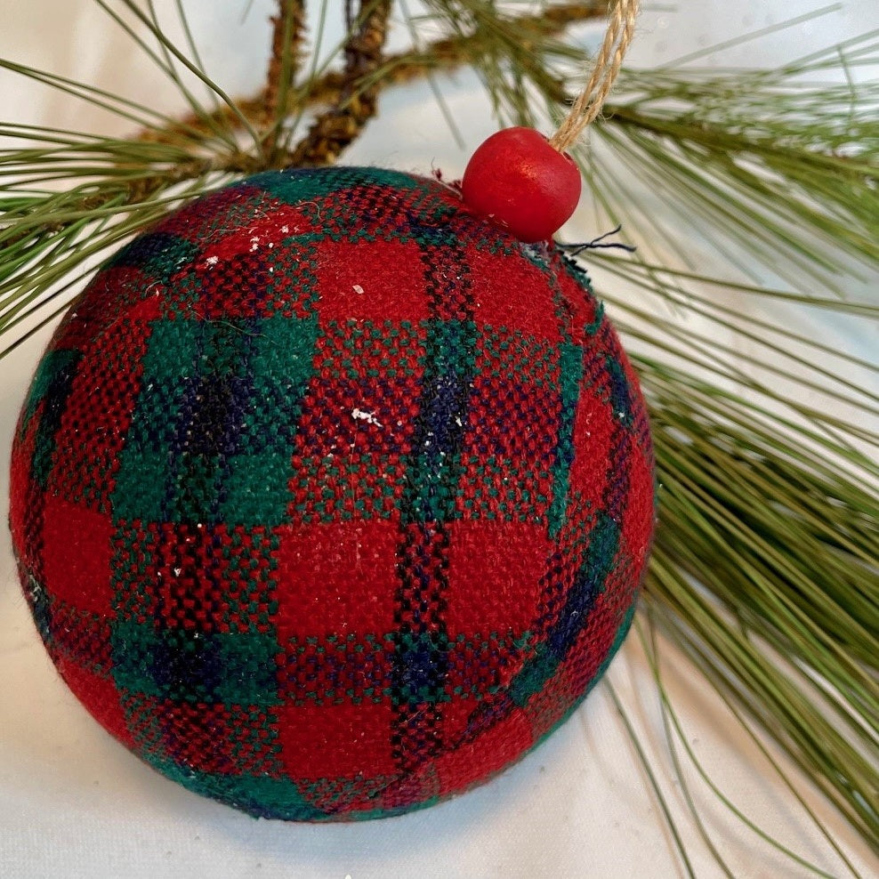 6 Plaid Ball with Red Wood Bead